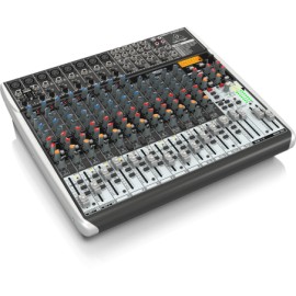 BEHRINGER MEZCLADORA...